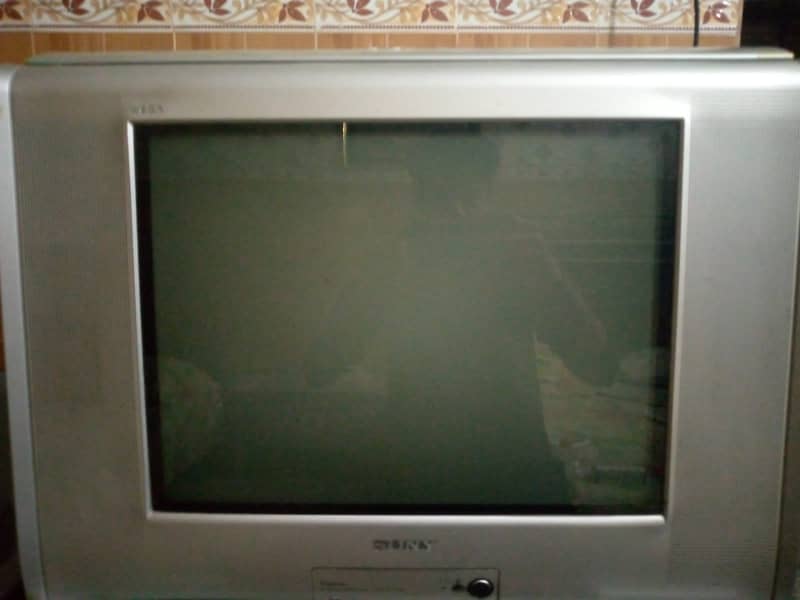 SONY TV||ORIGINAL SONY TV|||SONY TV IN GOOD CONDITION 3