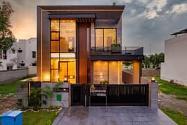 10 Marla Brand New House with 80ft Road at Ideal and Excellent Location is for Sale in Bahria Orchard Phase 1 - Central Lahore 0