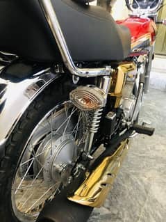 Honda cg 125 self start golden edition