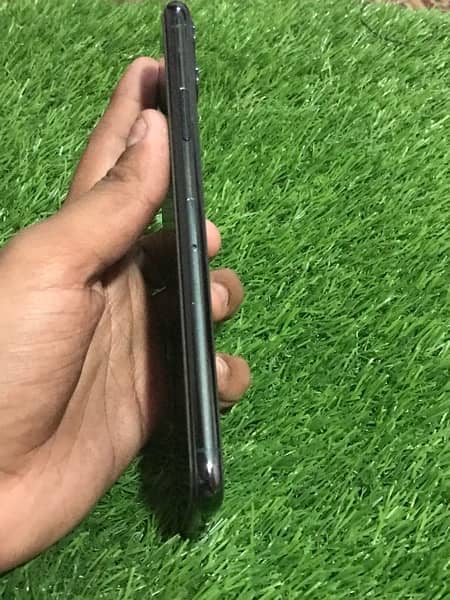 iphone 11 pro max non pta factory unlock 4