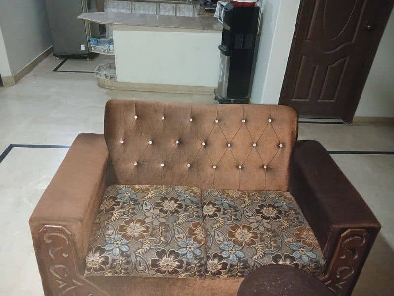 7 seater Sofa Set For Sale Urgently 1