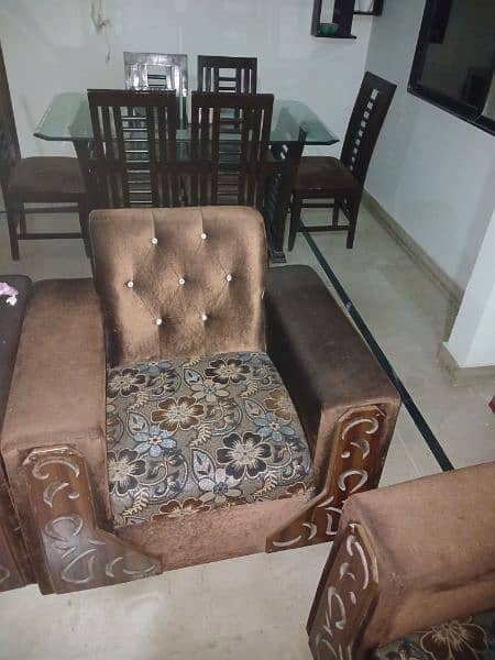 7 seater Sofa Set For Sale Urgently 3