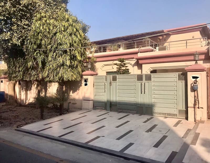 2 KANAL DOUBLE STOREY HOUSE FOR URGENT SALE IN TECH SOCIETY LAHORE 2