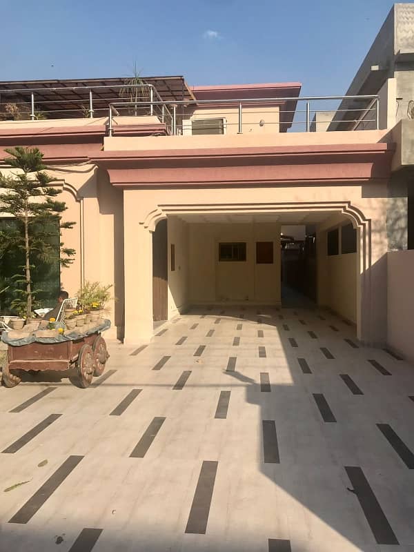 2 KANAL DOUBLE STOREY HOUSE FOR URGENT SALE IN TECH SOCIETY LAHORE 3