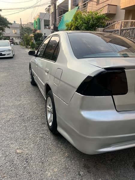 Honda Civic EXi 2003 1