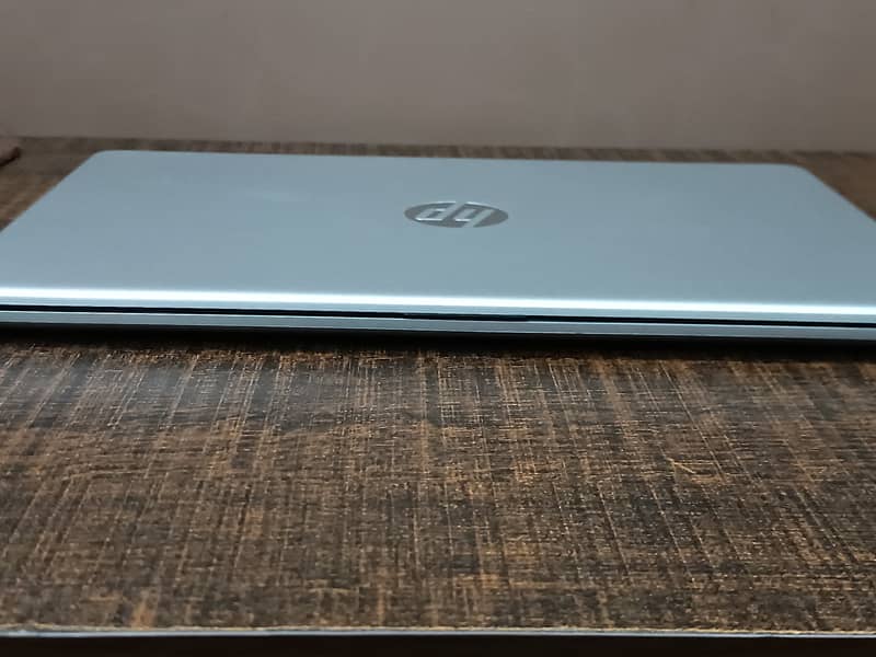 HP Laptop 15s-eq3026AU AMD Ryzen 5 5625U Laptop 4