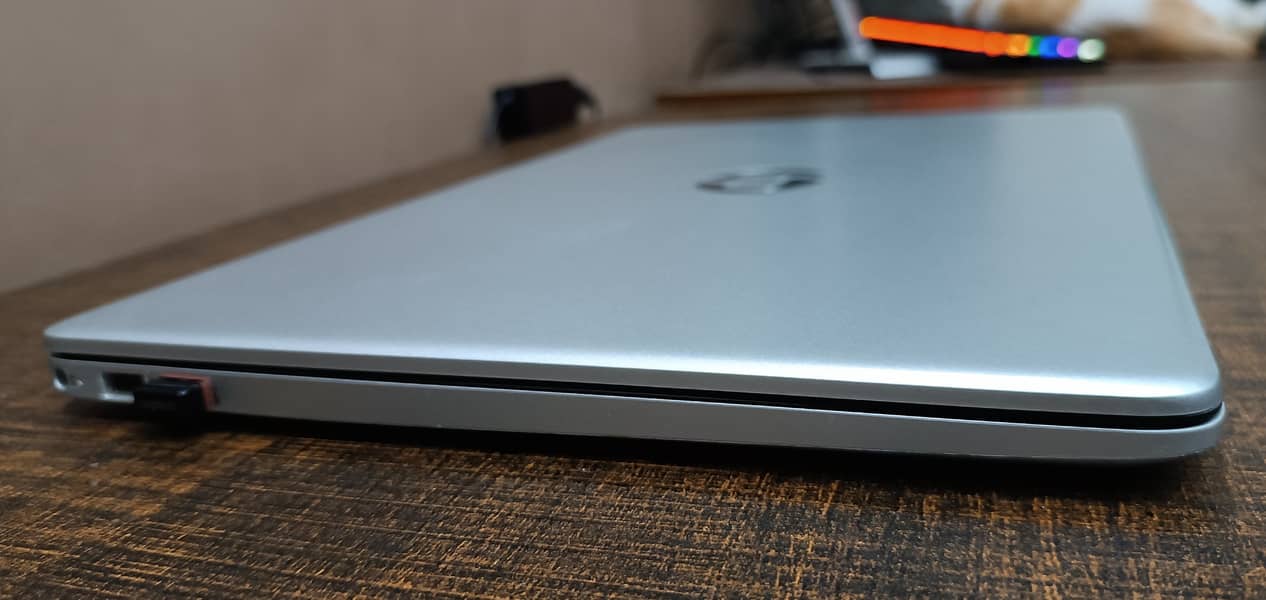 HP Laptop 15s-eq3026AU AMD Ryzen 5 5625U Laptop 6