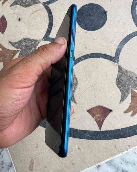 Huawei Y9 Prime 2019 4