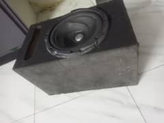 Kenwood woofer and amplifier