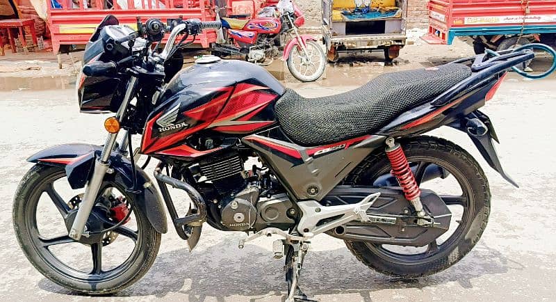 Honda CB 150F 15k Driven 1