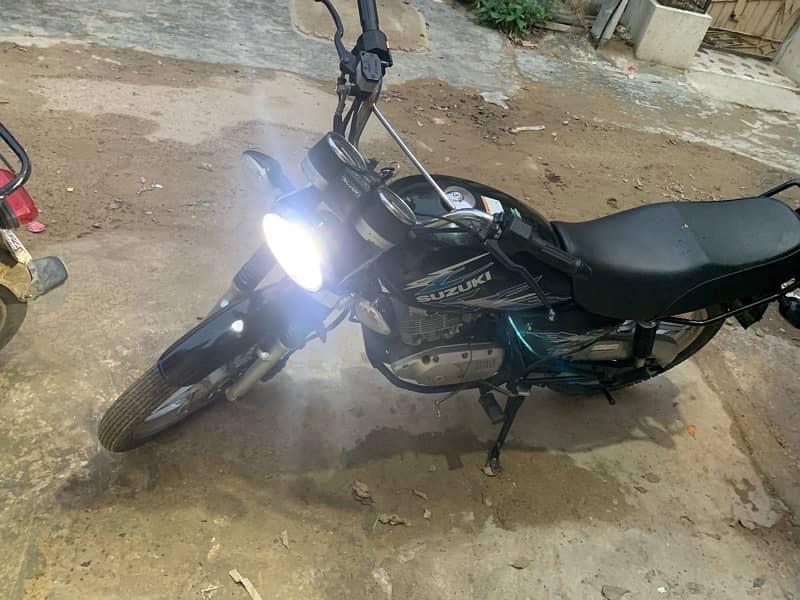 suzuki 150 urgent 3