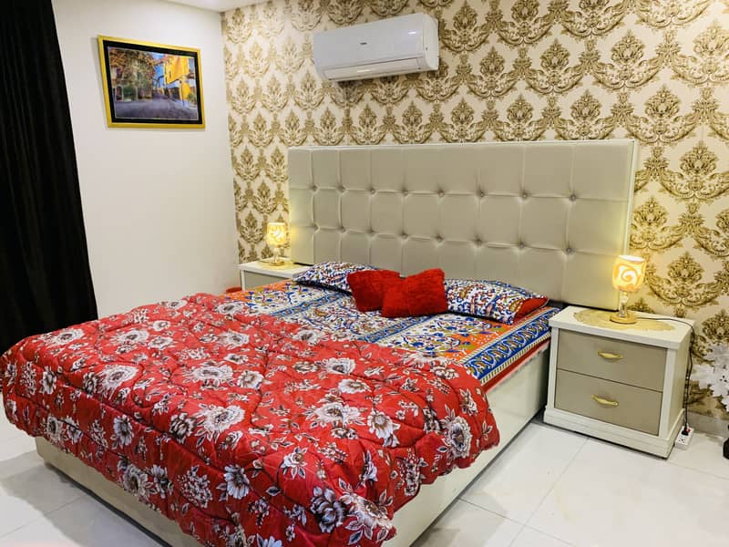 1 Bed Luxury Apartment for Rent on daily basis in Bahria town Lahore 1