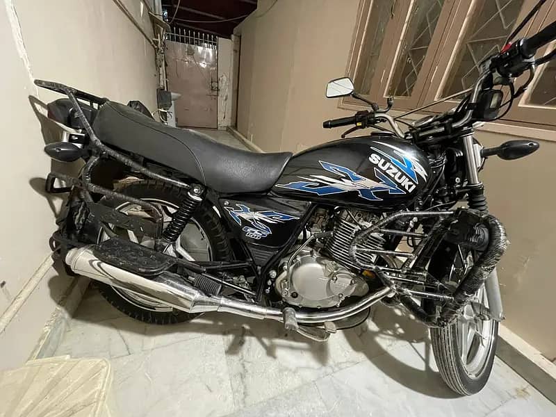 Suzuki GS 150 SE 2022 HID lights and remote control 14