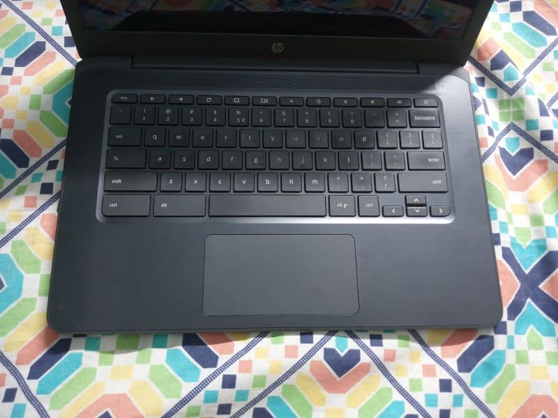 HP / Lenovo Chrome Book 1