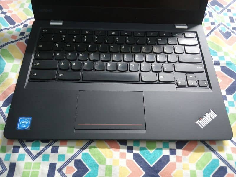 HP / Lenovo Chrome Book 3