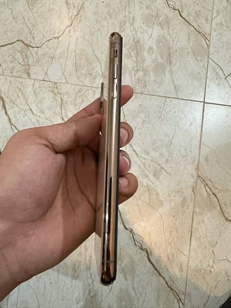 Iphone XsMax Non PTA 256GB 1