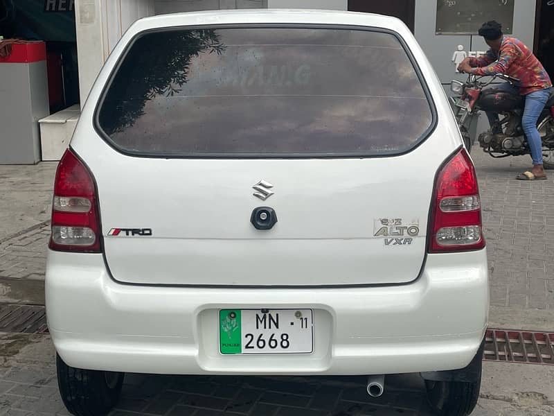 Suzuki Alto 2011 ,Auto gair, 660cc ,almost genuine 3