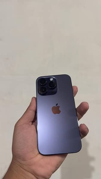 i phone 14 pro deep purple 1