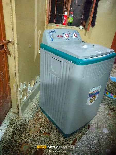 Washing machine in lalukhet gd condition plz add details check kre 1