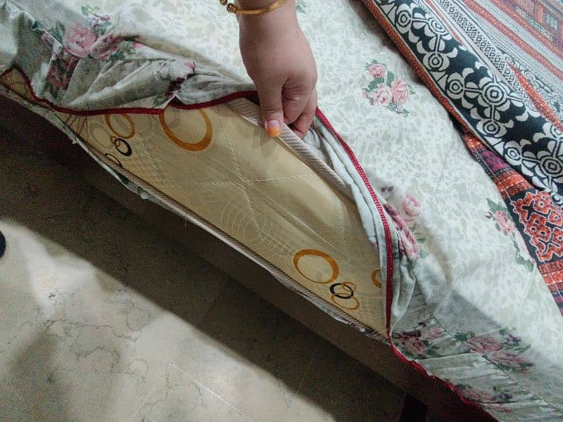 king size Spring mattress for sale in good condition alizeh company 1