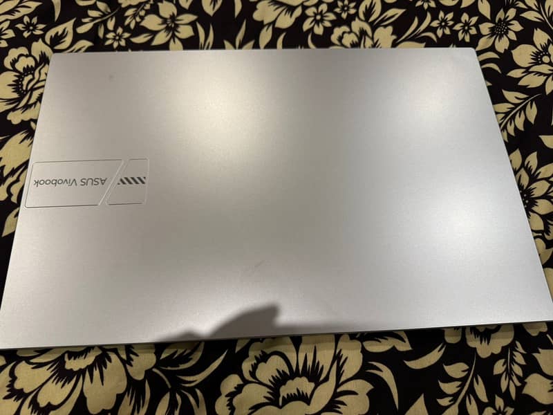 Asus Vivobook Core i5 12TH Gen 4