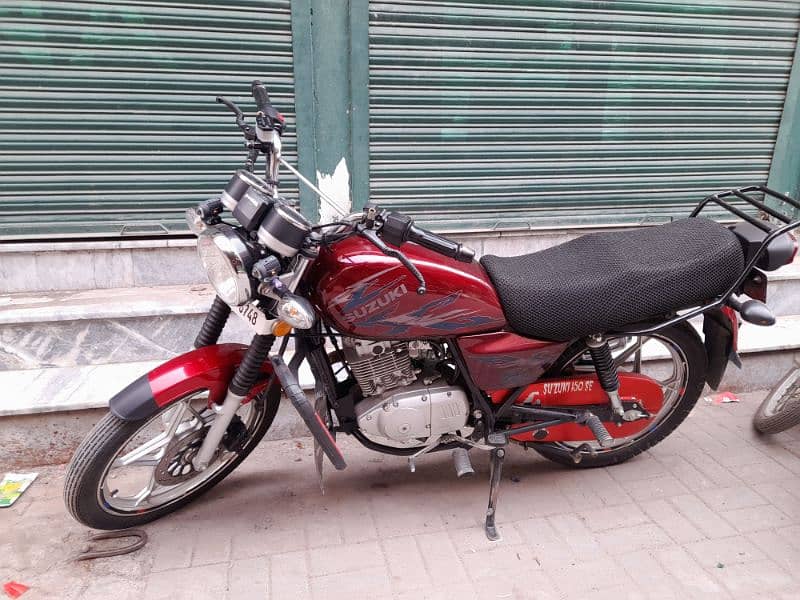 Suzuki gs 150se 2022 0