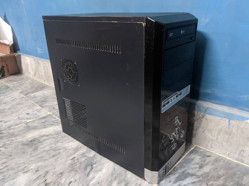 Gaming machine in cheap with 750ti 8gb ram 500hard 5