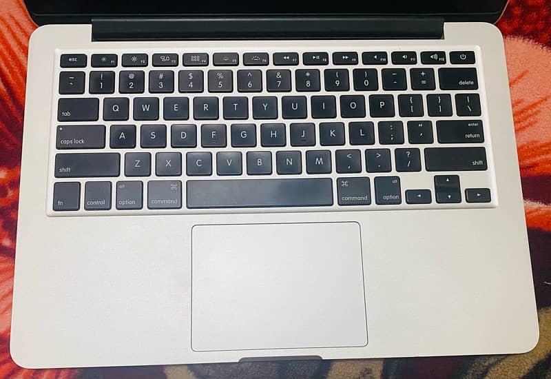 MACBOOK Pro 2015 3