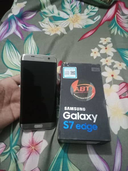 Samsung Galaxy s7 edge. . . 03134043247 4