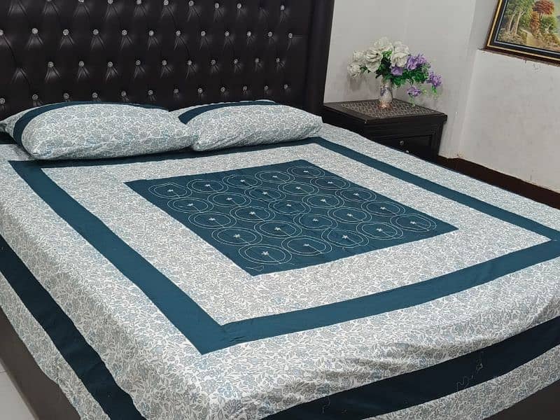 Crystal Cotton Bed Sheet - Double Bed
Embroidered King Size Bed Sheet 2