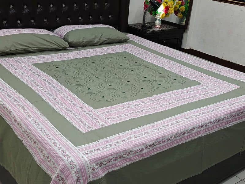 Crystal Cotton Bed Sheet - Double Bed
Embroidered King Size Bed Sheet 5