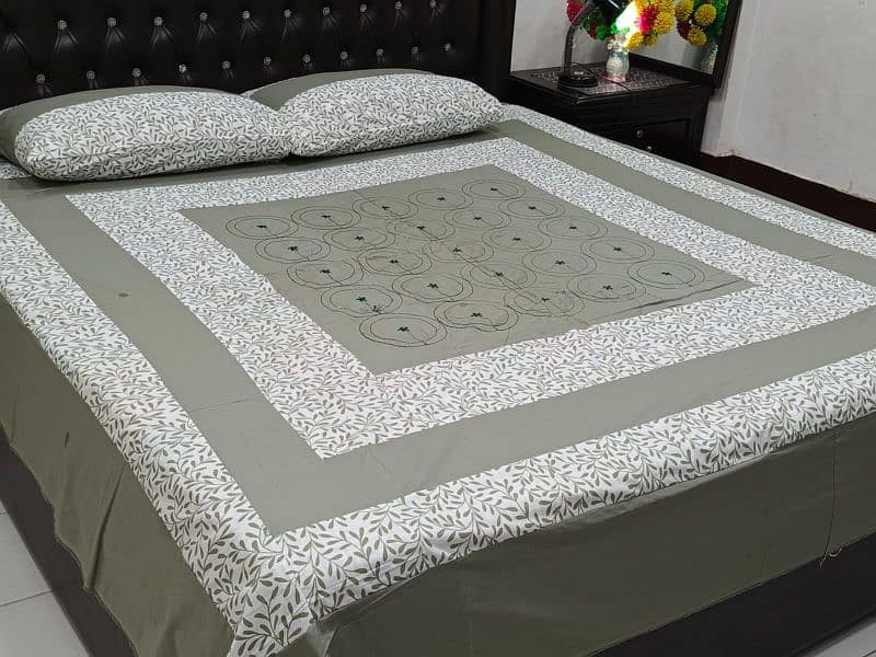 Crystal Cotton Bed Sheet - Double Bed
Embroidered King Size Bed Sheet 11