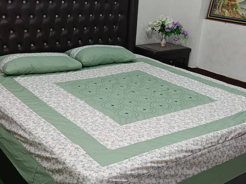 Crystal Cotton Bed Sheet - Double Bed
Embroidered King Size Bed Sheet 18