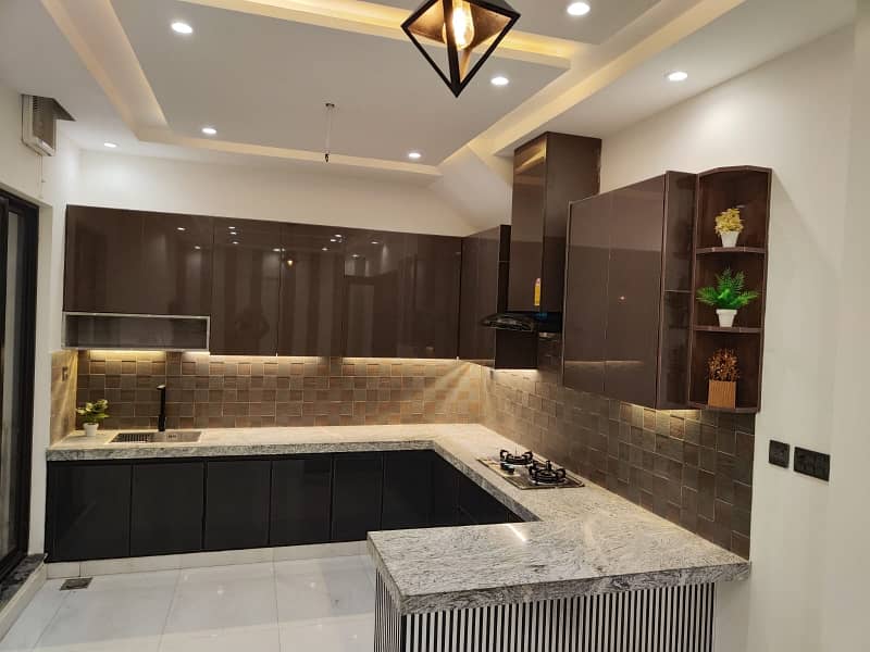 7.5 Marla Brand New 3 Story House For Sale In Johar Town Phase 2 8