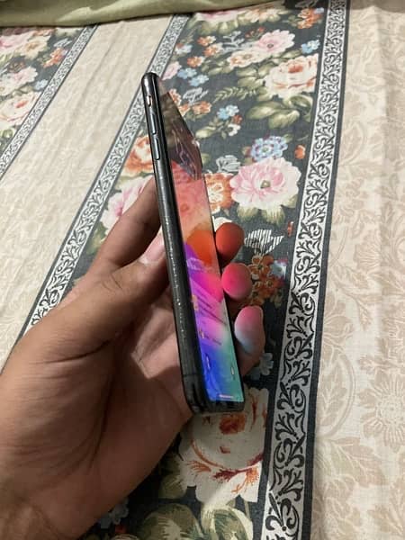 IPHONE XS MAX PTA APPROVED 5