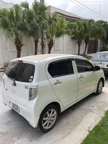 Daihatsu Mira 2013 1