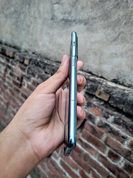 ONE Plus 10 Pro 5G ( 12/ 256 GB ) in Lush Condition 5