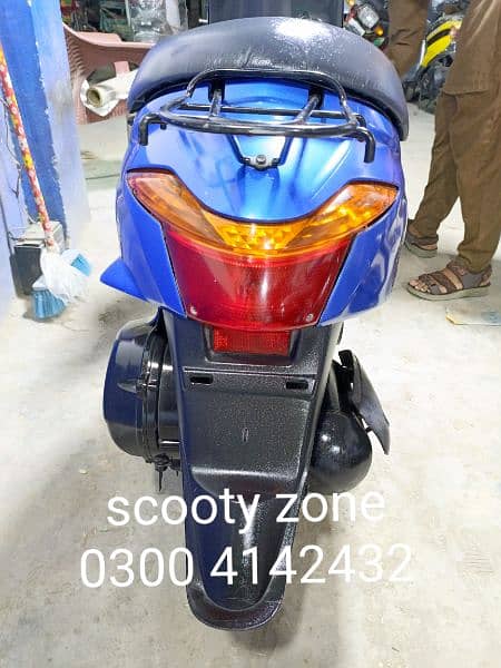 suzuki 49cc automatic japanese contact at mobile no# 0300 4142432 # 15