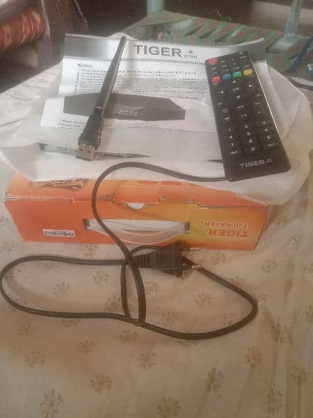 Tiger t20 Razer dish receiver fresh condition complete saman 2