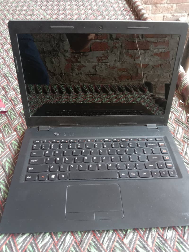 Lenovo ideapad laptop 1