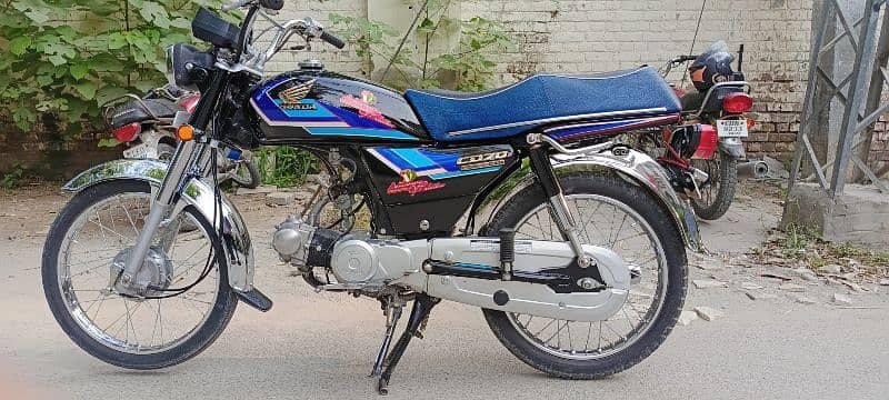 Honda CD 70 5