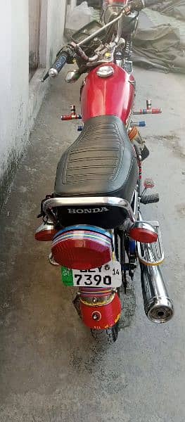 Honda 125 condition 10 button pahle engine my WhatsApp 0322=600=88=12 5