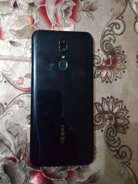 Oppo F11 1