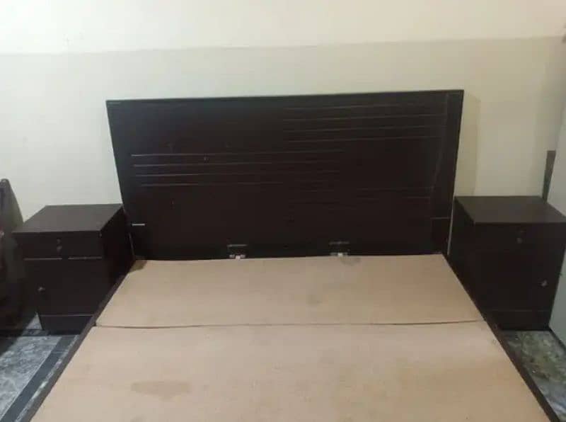 selling double bed in good condition without mattress 2