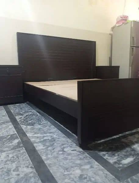 selling double bed in good condition without mattress 3