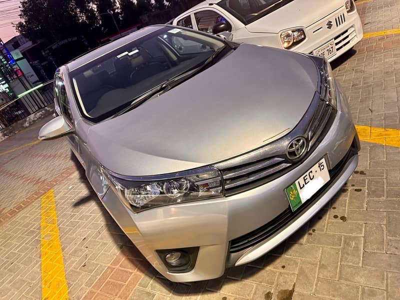 Toyota Altis Grande 2015 5