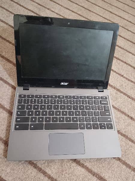 Acer laptop slim model 128gb ssd new condition 2