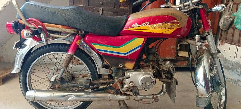 70cc Honda Red Colour bike 0/319/6054/016 2