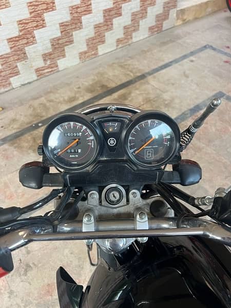 Yamaha YBR G 125CC Scratch Less 2