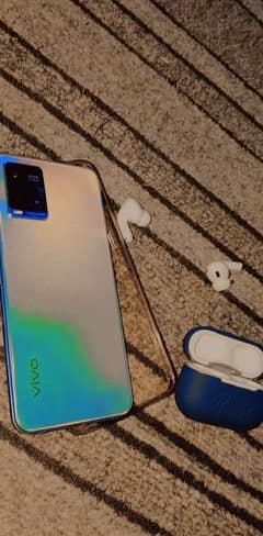 vivo y33s 8/128 candshan  10/by9 no opna no repyr exchage possibal